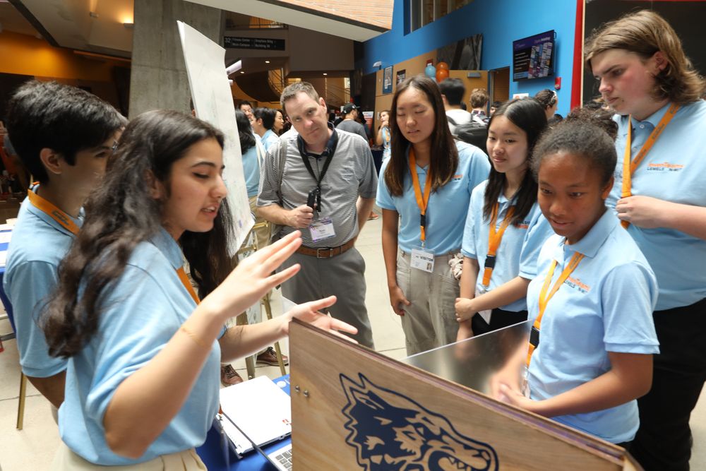 Teams presenting at EurekaFest